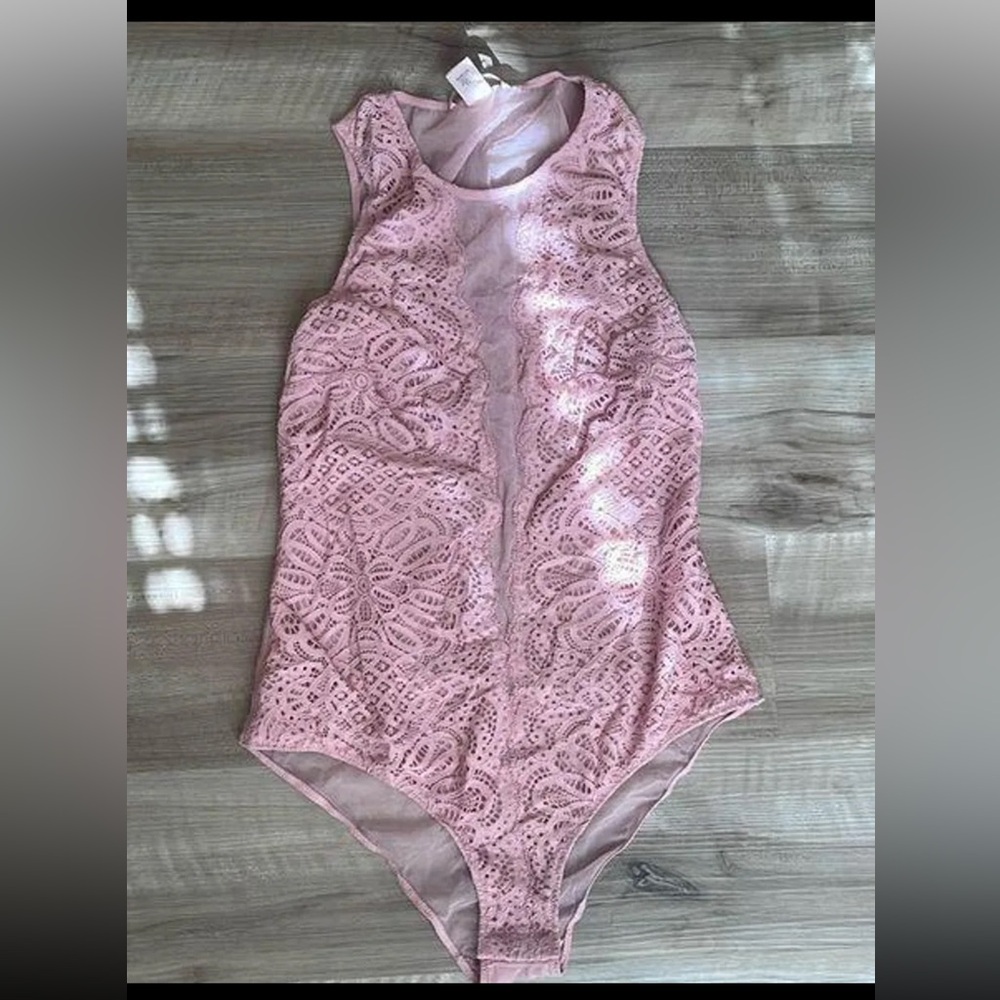 Victoria’s Secret Pink Lace Sleeveless Bodysuit